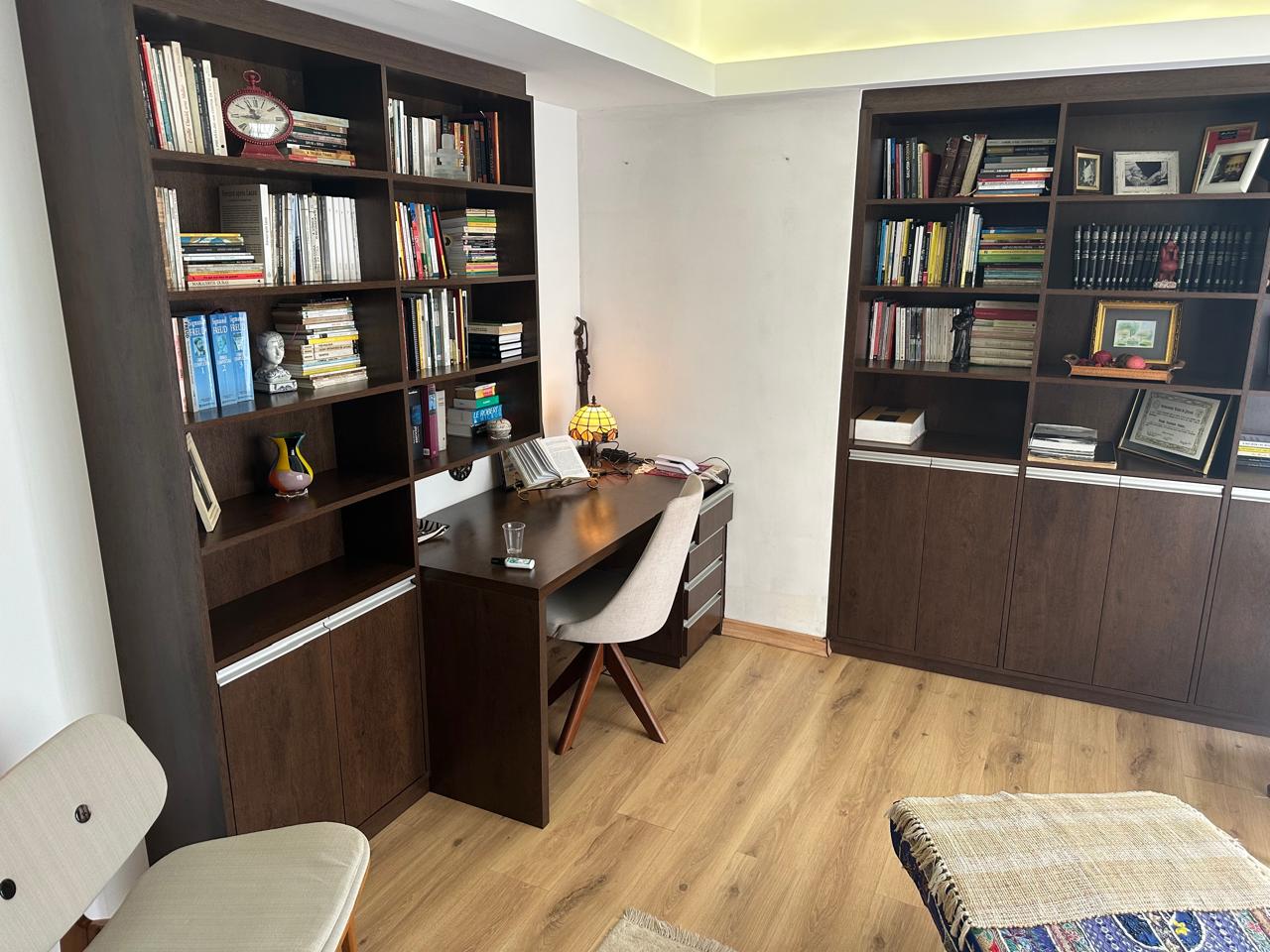 Vista do consultório — sala de atendimento